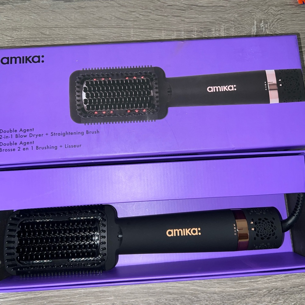 Amika Double Agent Hair Tool in Black and Purple
